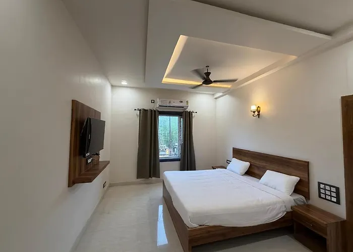 Hotel Mohan Raj Villas